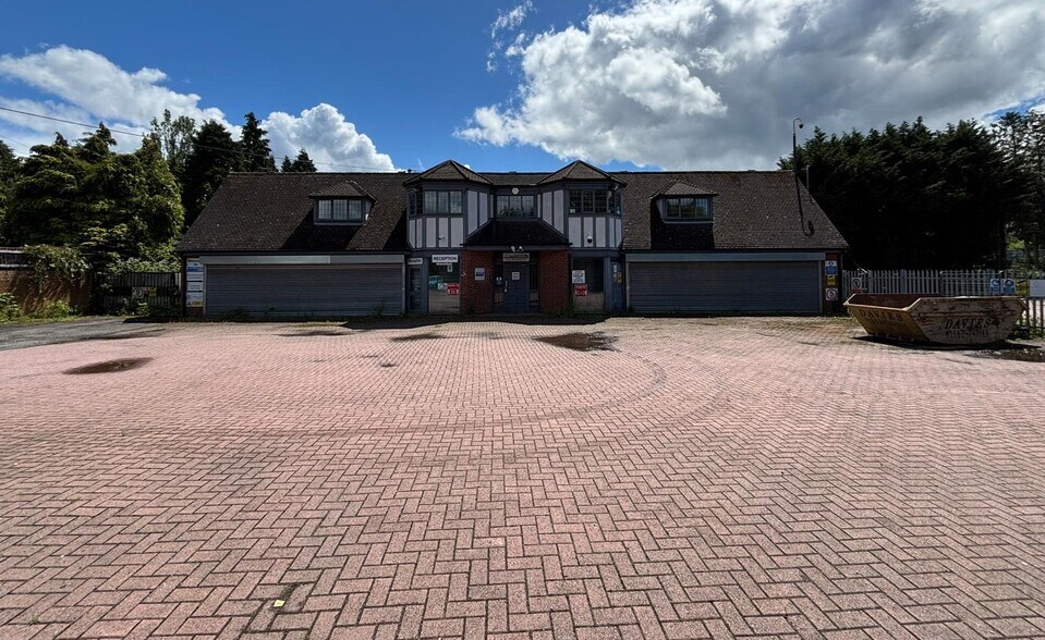 Harvington Manor, Worcester Rd, Kidderminster à louer - Photo principale – Image 1 sur 5