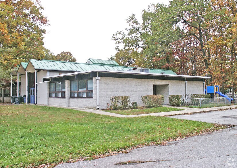 11310 Montgomery Rd, Beltsville, MD à vendre - Photo de l’immeuble – Image 2 sur 2