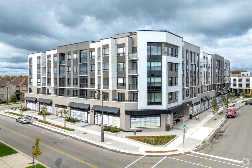 3240 Carding Mill Trl, Oakville, ON à vendre - Photo principale – Image 1 sur 3