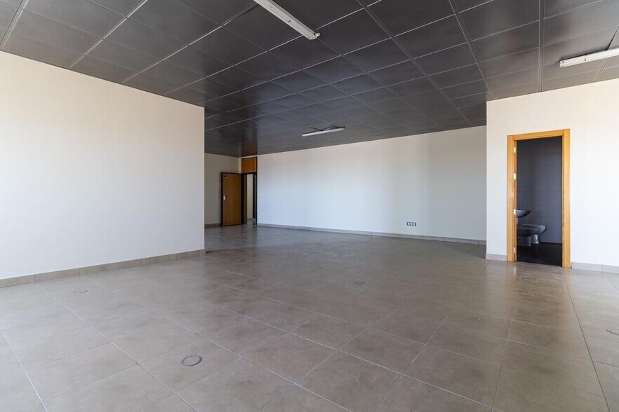 Bureau dans El Ejido, Almería à vendre - Photo intérieure – Image 3 sur 19