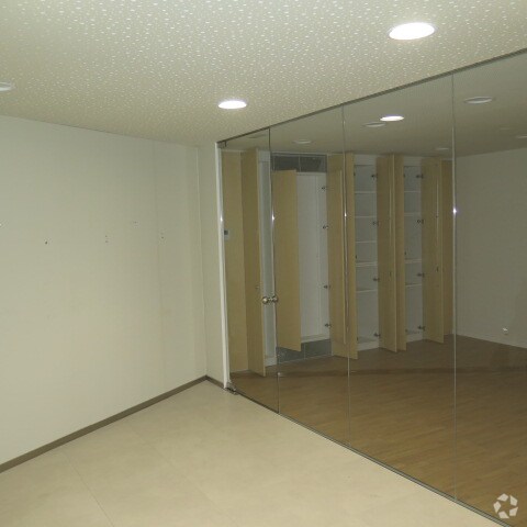 View Photo