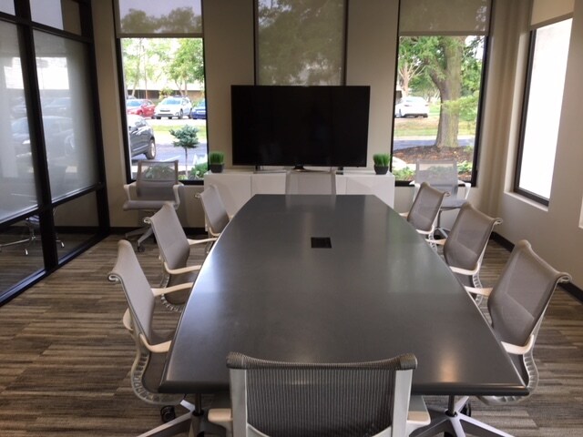 3989 Research Park Dr, Ann Arbor, MI à louer - Photo de l’immeuble – Image 3 sur 17