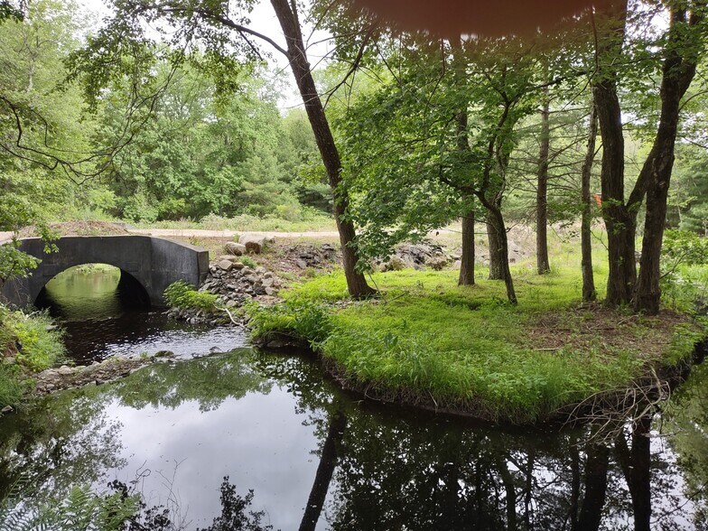 333 Pendleton Hill, Voluntown, CT à louer - Photo de l’immeuble – Image 3 sur 16