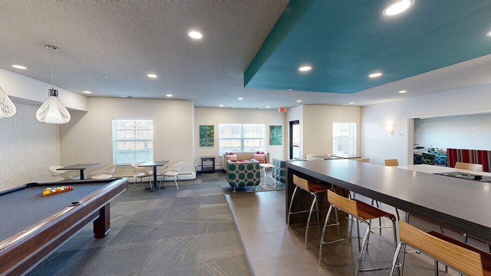 906 Cypress Rd, Saint Cloud, MN à vendre - Numérisation 3D Matterport – Image 2 sur 32