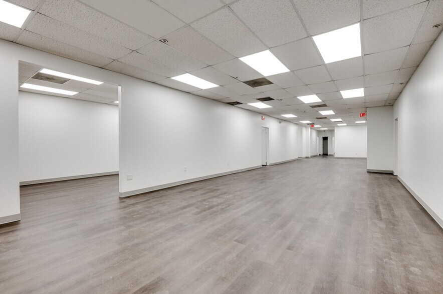 1208 Viceroy Dr, Dallas, TX à louer - Photo intérieure – Image 2 sur 5