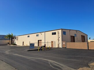 Plus de détails pour 1015 Linda Vista Dr, San Marcos, CA - Industriel/Logistique à louer