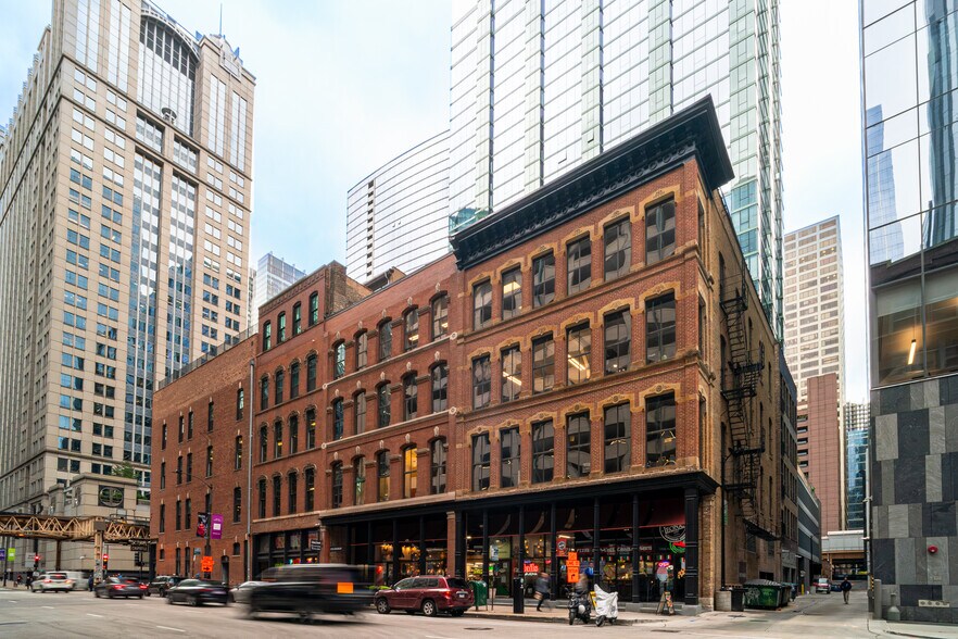 175 N Franklin St, Chicago, IL à louer - Photo de l’immeuble – Image 2 sur 3
