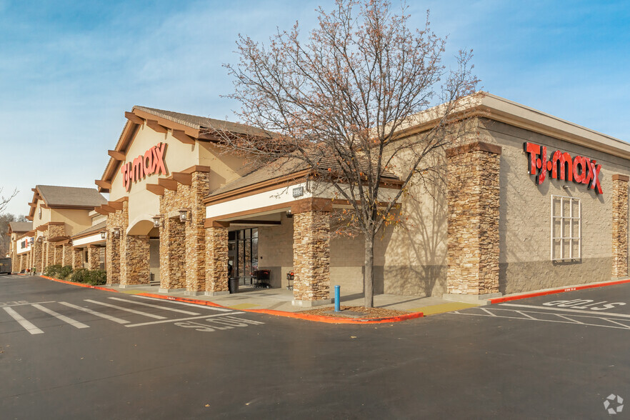 3955-3979 Missouri Flat Rd, Placerville, CA à louer - Photo de l’immeuble – Image 3 sur 7