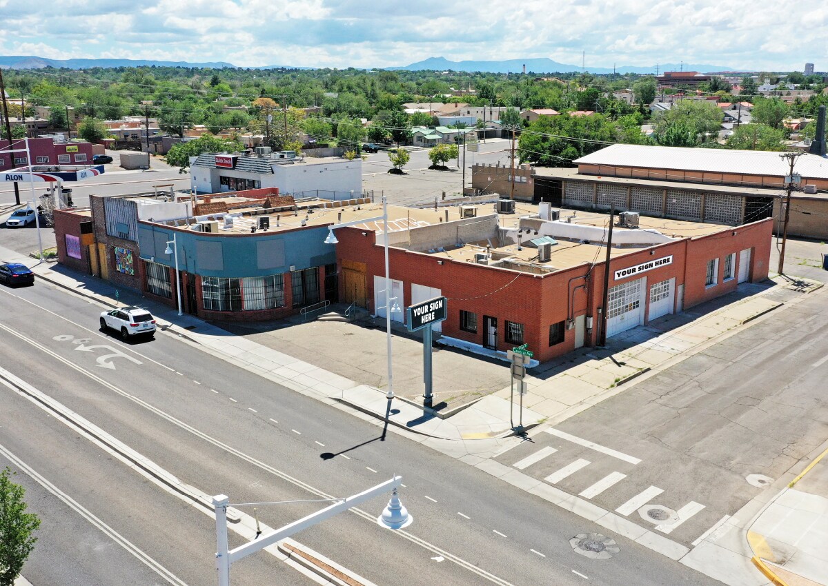 1700-1710 Central Ave SE, Albuquerque, NM à vendre Photo de l’immeuble– Image 1 sur 11