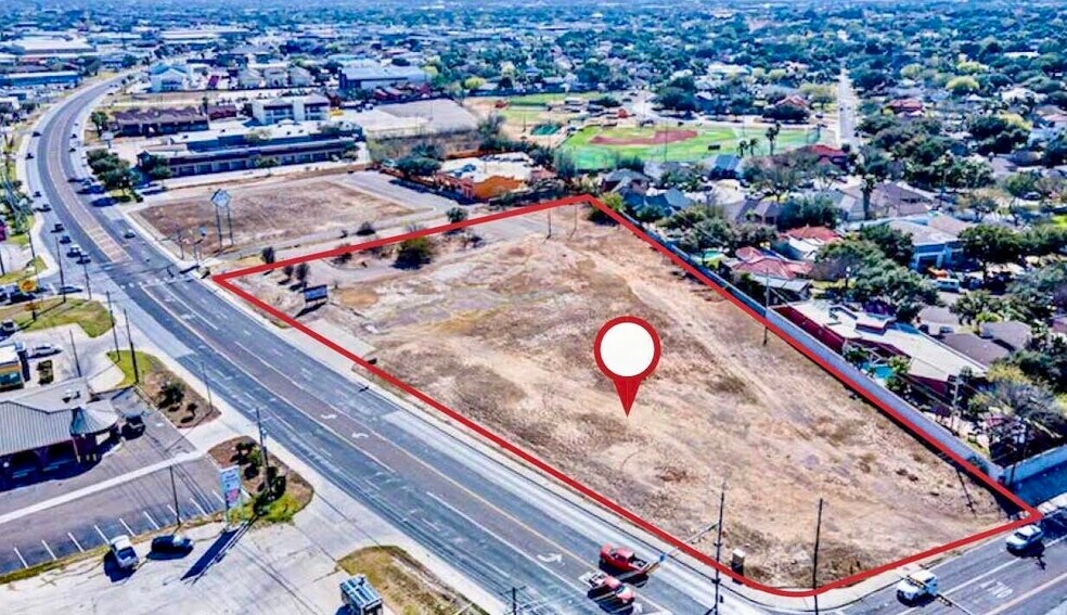 6600-6602 McPherson Rd, Laredo, TX à vendre - Photo de l’immeuble – Image 2 sur 6