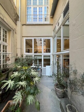 Plus de détails pour 8 Rue De Lévis, Paris - Bureau à louer