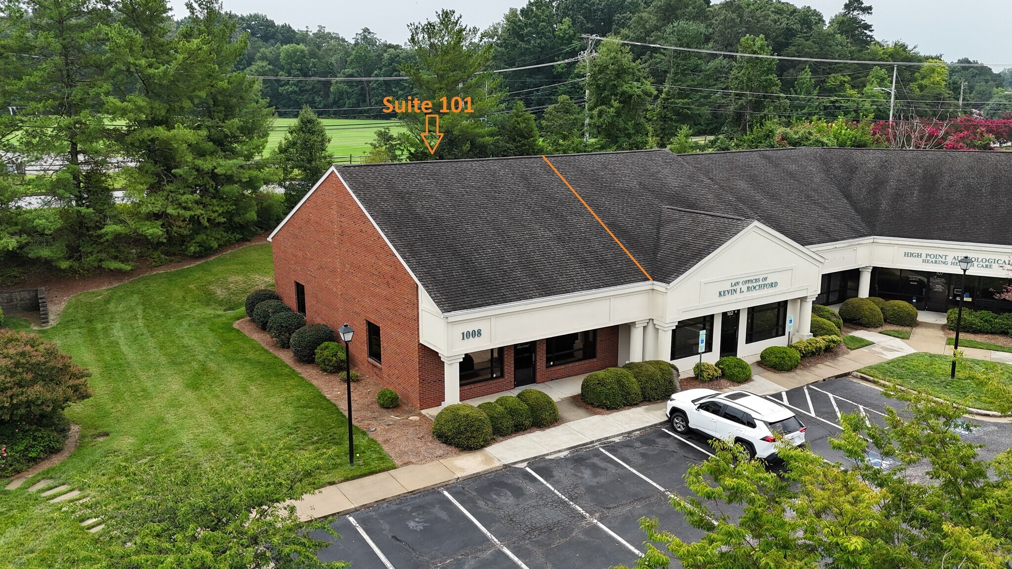 1008 Hutton Ln, High Point, NC à vendre Photo de l’immeuble– Image 1 sur 4