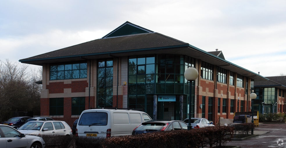Kelvin Clos, Warrington à louer - Photo de l’immeuble – Image 3 sur 5