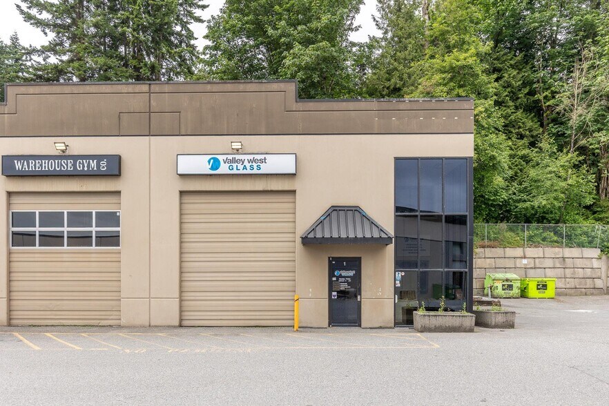 34100 S Fraser Way, Abbotsford, BC à vendre - Photo de l’immeuble – Image 2 sur 7