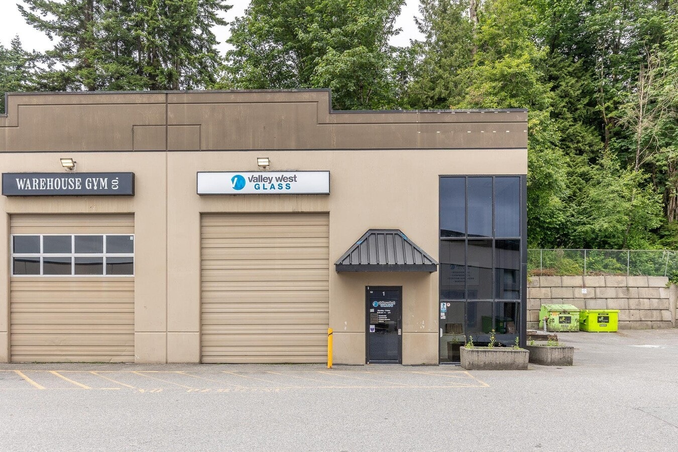34100 S Fraser Way, Abbotsford, BC V2S 2C6 - Lot 1 -  - Photo intérieure - Image 1 of 10