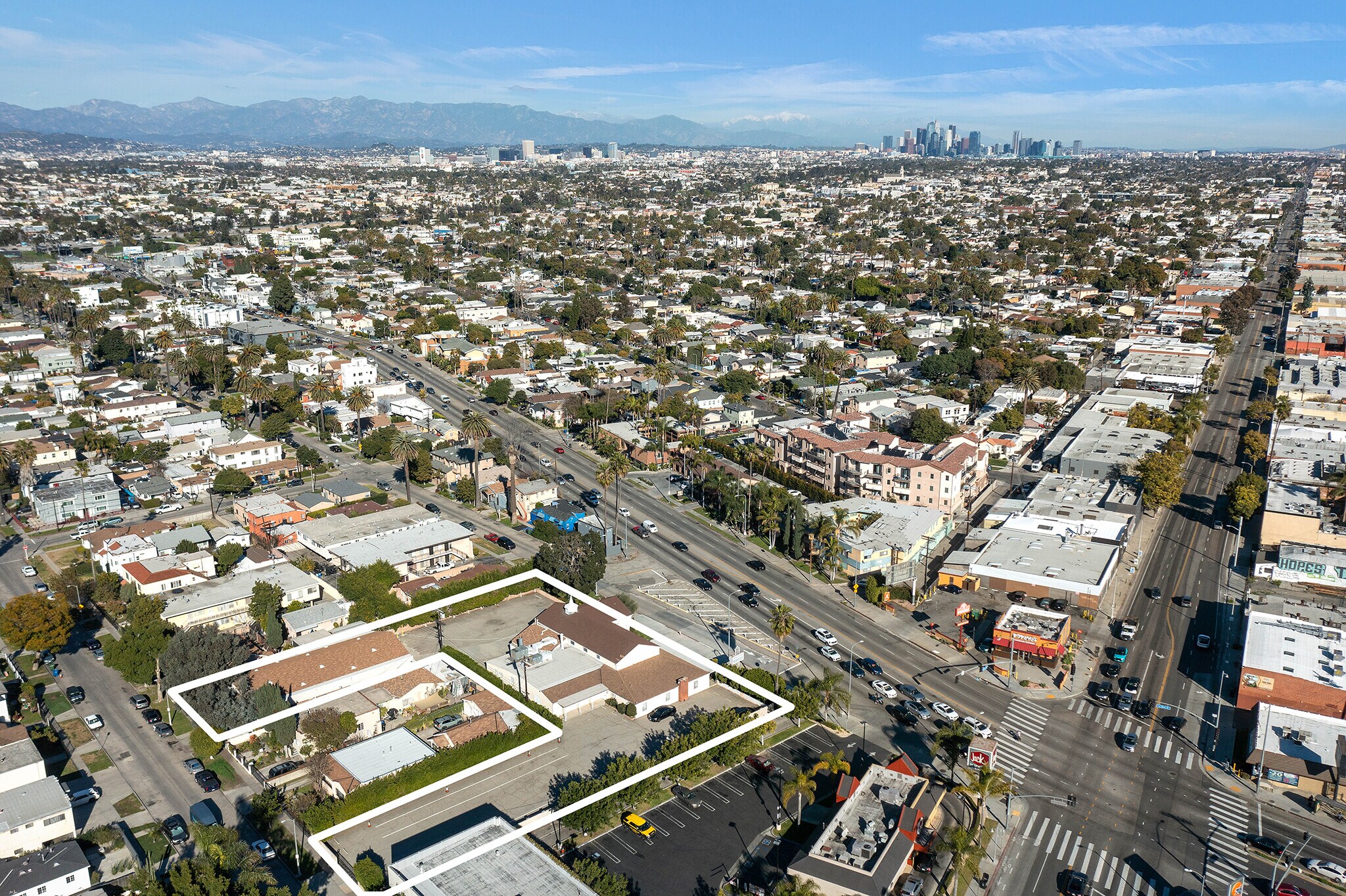 3043 La Brea Ave, Los Angeles, CA à vendre Photo de l’immeuble– Image 1 sur 4