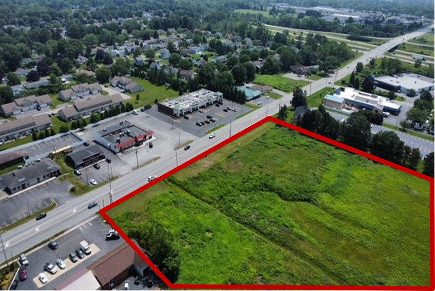 3895 Lyell Rd, Rochester, NY à vendre - Photo de l’immeuble – Image 3 sur 7