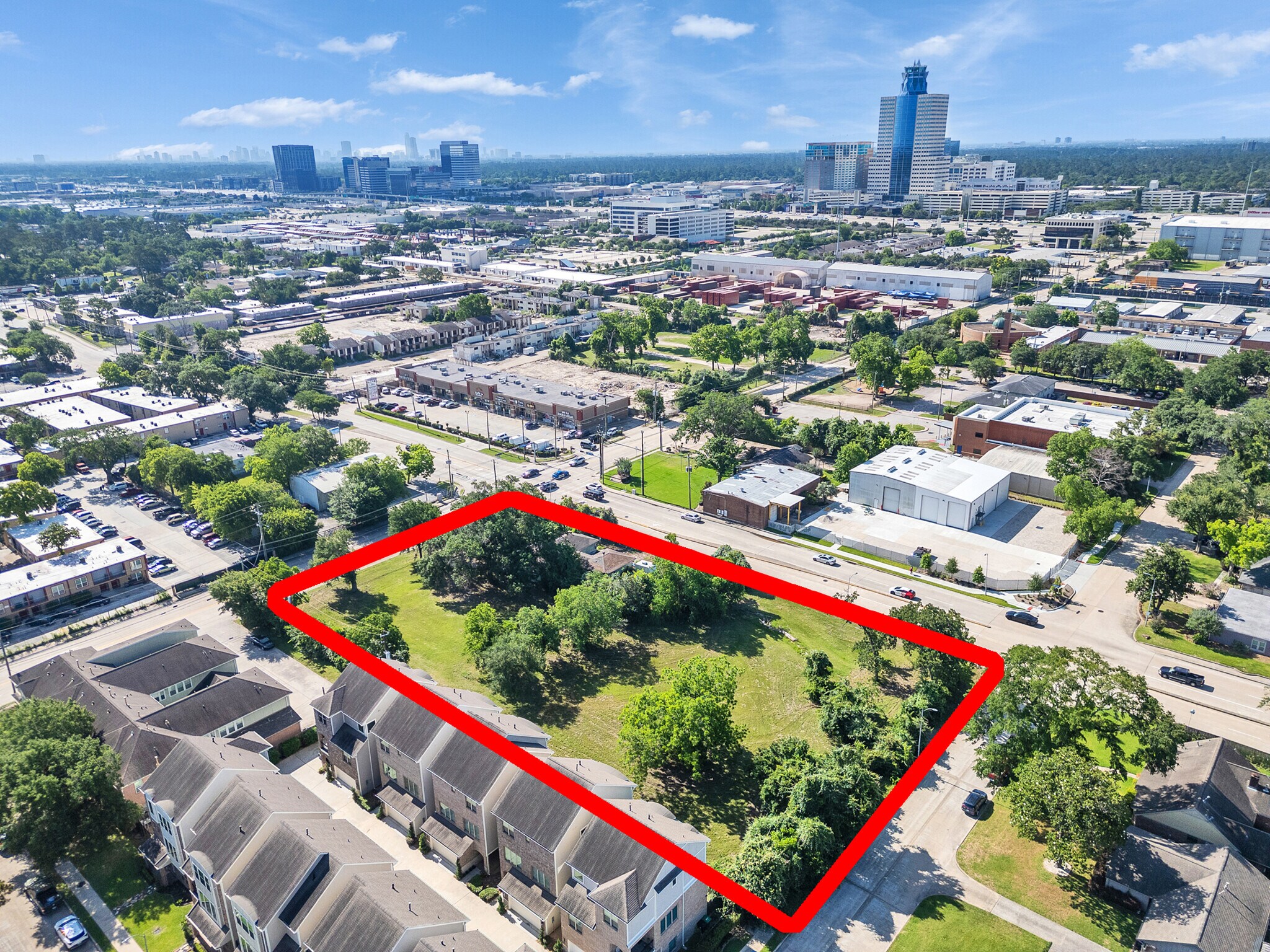 1221 Conrad Sauer Dr, Houston, TX à vendre Photo de l’immeuble– Image 1 sur 9