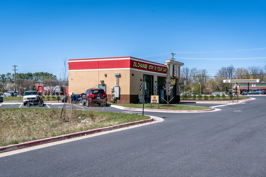 2000 Rosser Ave, Waynesboro, VA à vendre - Photo de l’immeuble – Image 2 sur 8