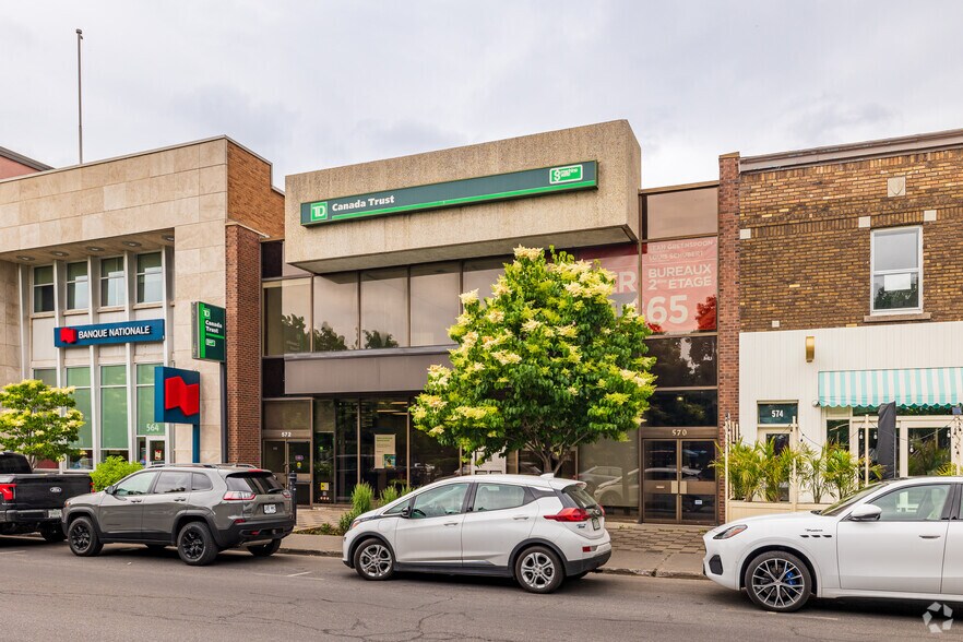 570-572 Av Victoria, Saint-lambert, QC à louer - Photo de l’immeuble – Image 1 sur 12
