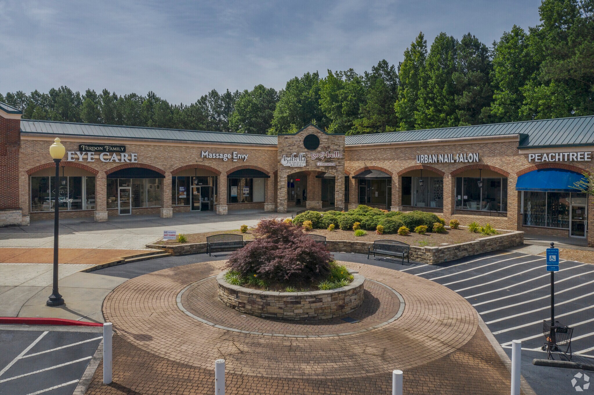 5270 Peachtree Pky, Peachtree Corners, GA à louer Photo principale– Image 1 sur 16