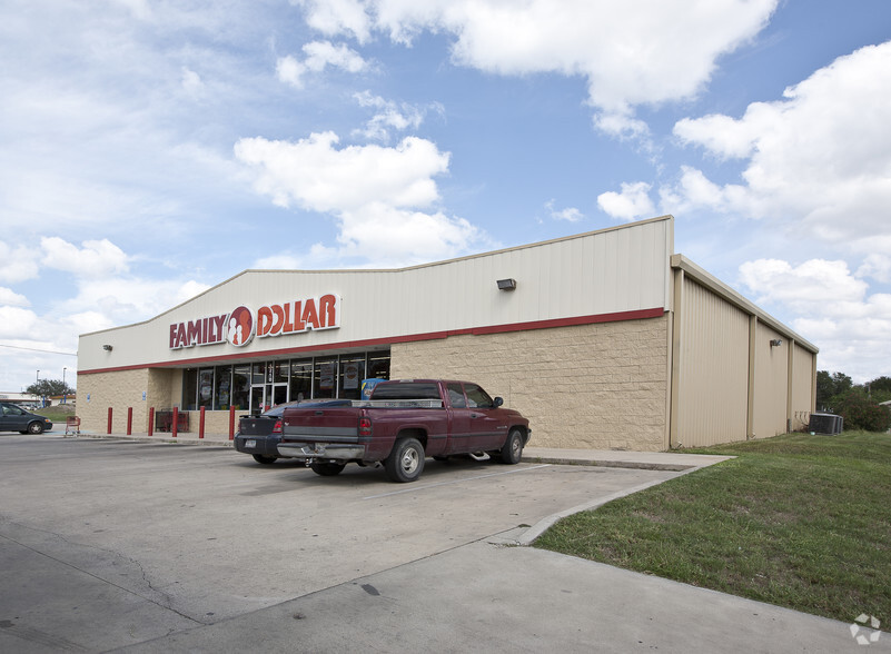 1210 N Washington St, Beeville, TX à louer - Photo de l’immeuble – Image 2 sur 2