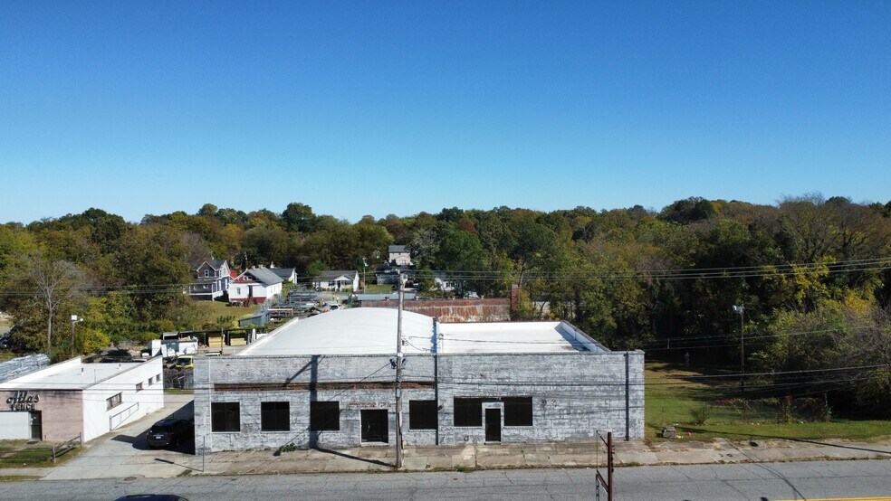 853 S Elm St, Greensboro, NC à vendre - Photo de l’immeuble – Image 3 sur 11