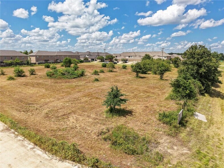 3711 Harvey Rd, College Station, TX à vendre - Photo de l’immeuble – Image 2 sur 10