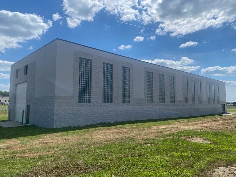 1030 Tennessee Blvd, Lebanon, TN à louer - Photo de l’immeuble – Image 2 sur 8