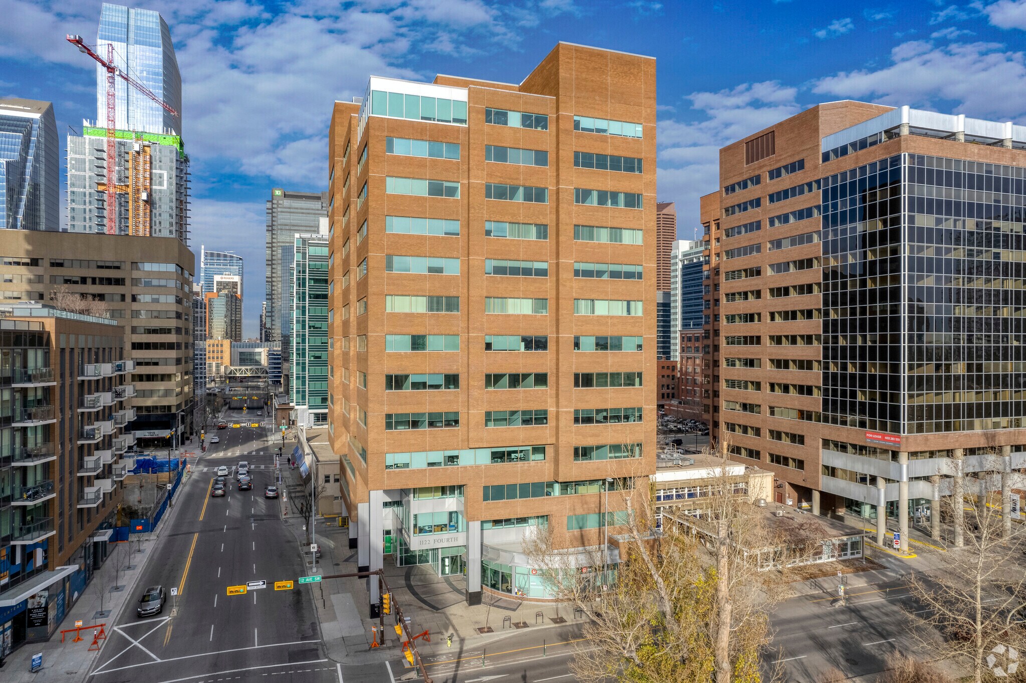 1122 4th St SW, Calgary, AB à louer Photo de l’immeuble– Image 1 sur 9