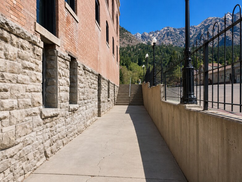 242 7th Ave, Ouray, CO à vendre - Photo de l’immeuble – Image 3 sur 11