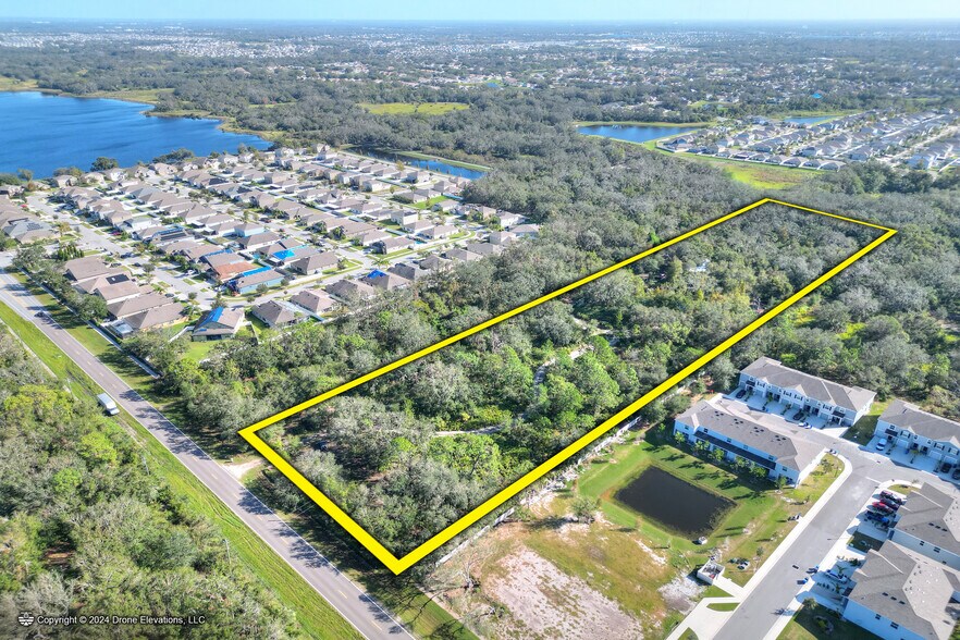 12370 Bullfrog Creek Road rd, Gibsonton, FL à vendre - Photo de l’immeuble – Image 3 sur 5