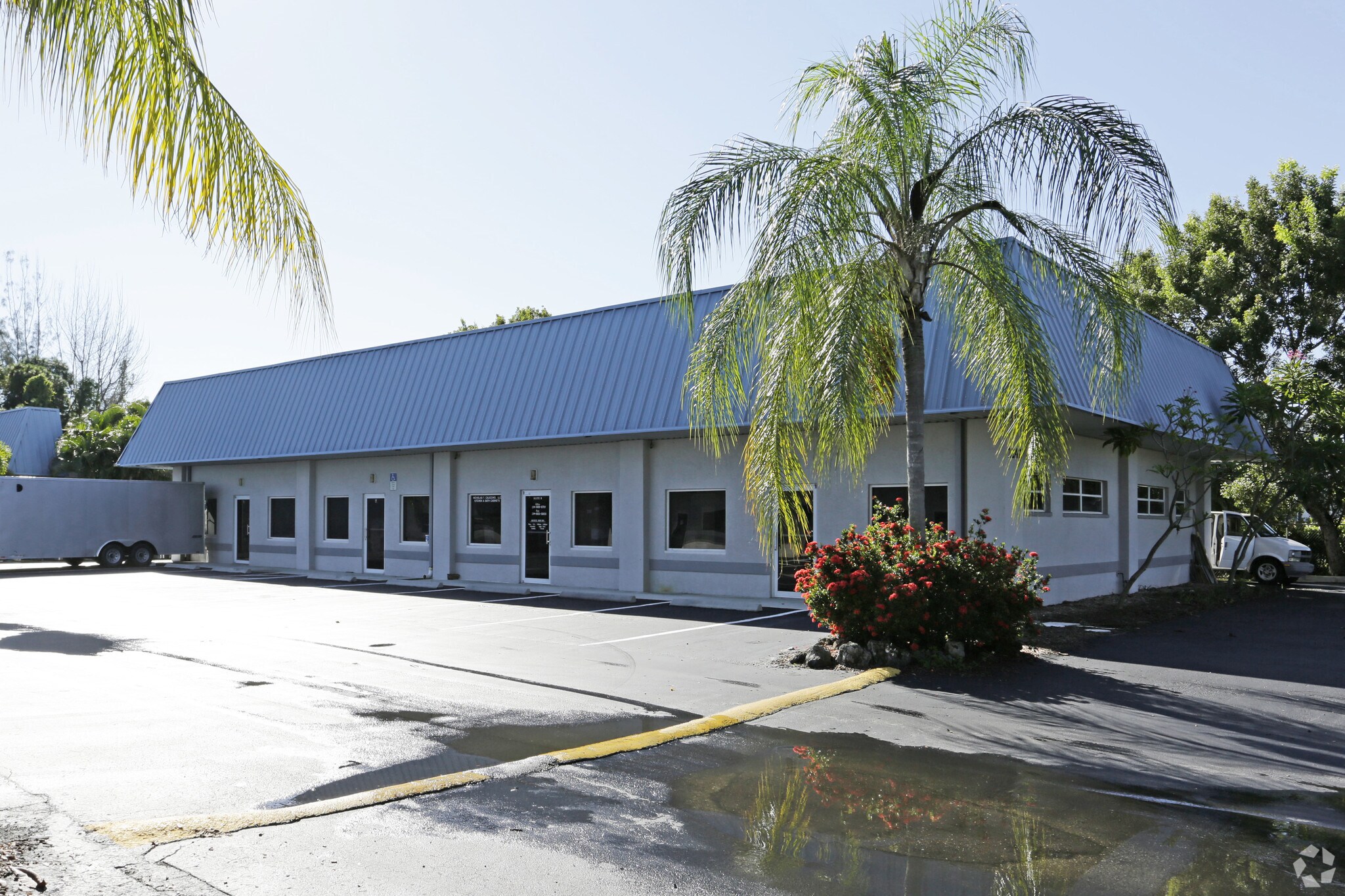 2242 Hemingway Dr, Fort Myers, FL à vendre Photo principale– Image 1 sur 5