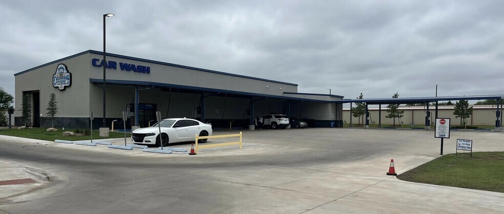 775 N Mustang Rd, Tuttle, OK à vendre - Photo de l’immeuble – Image 2 sur 7