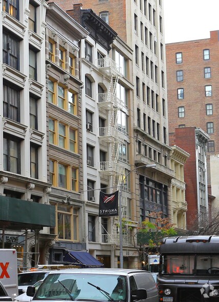 36 W 22nd St, New York, NY à louer - Photo de l’immeuble – Image 1 sur 4