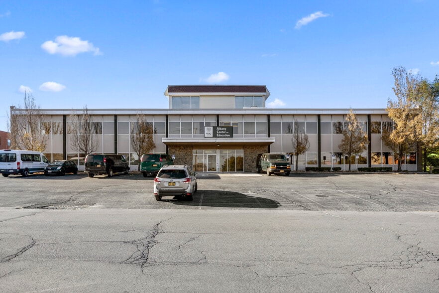 30-32 N Russell Rd, Albany, NY à vendre - Photo de l’immeuble – Image 3 sur 76