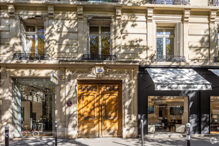 226 Boulevard Saint-Germain, Paris à louer - Photo de l’immeuble – Image 2 sur 7