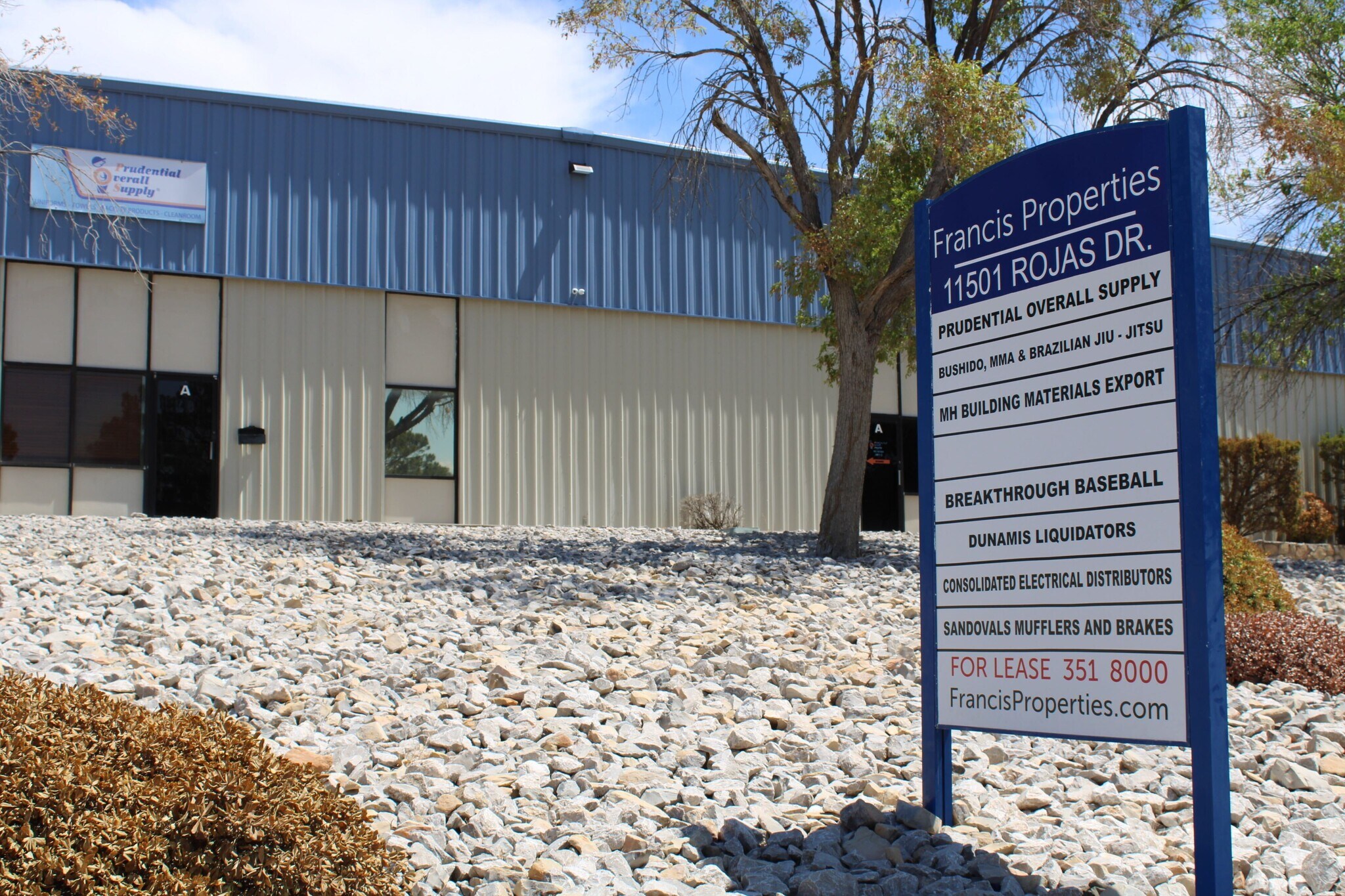 11501 Rojas Dr, El Paso, TX à louer Photo principale– Image 1 sur 6