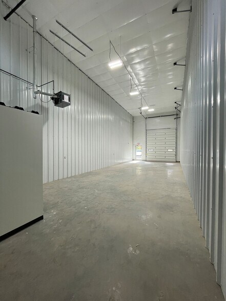 100 South Satellite Road, South Windsor, CT à louer - Photo de l’immeuble – Image 3 sur 6