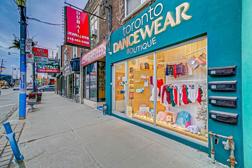 1448 Gerrard St E, Toronto, ON à vendre - Photo de l’immeuble – Image 1 sur 22