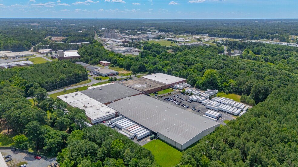 201 Cuthbertson St, Monroe, NC à vendre - Photo de l’immeuble – Image 1 sur 21