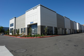 Plus de détails pour 909-943 Corporate Way, Fremont, CA - Local d’activités à vendre