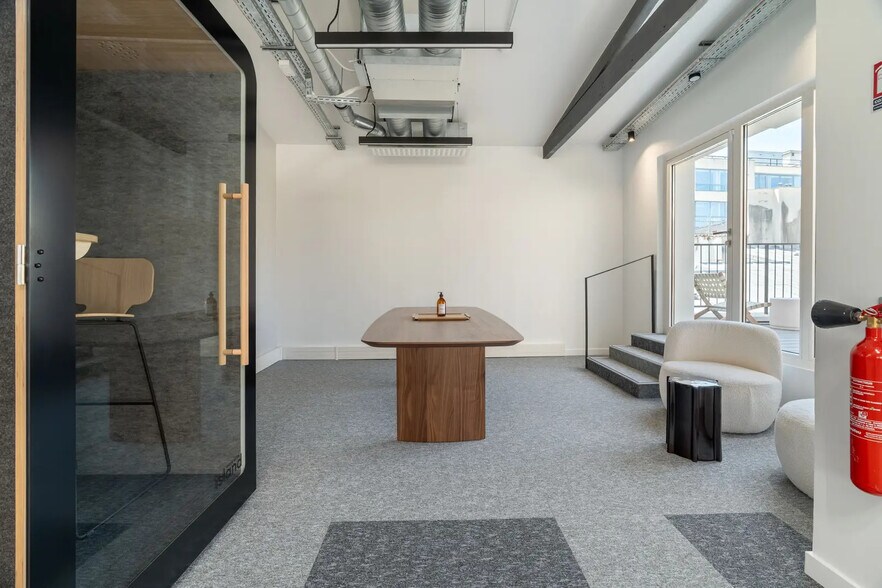 27 Rue Lucien Sampaix, Paris à louer - Photo de l’immeuble – Image 3 sur 48