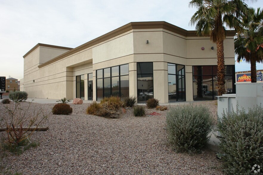 280 S Martin Luther King Blvd, Las Vegas, NV à vendre - Photo de l’immeuble – Image 2 sur 6