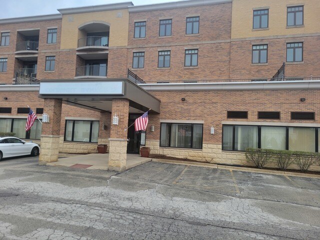 6400 N Northwest Hwy, Chicago, IL à louer - Photo de l’immeuble – Image 2 sur 7