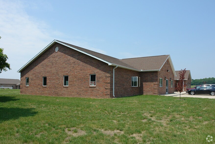 8333 Express Dr, Marion, IL à louer - Photo de l’immeuble – Image 2 sur 2