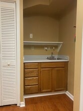 2700 S Roan St, Johnson City, TN à louer Photo intérieure– Image 2 sur 10