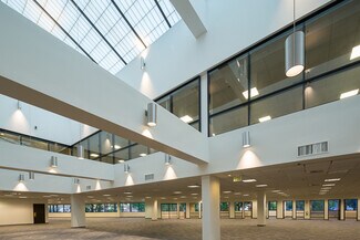 Plus de détails pour 3000 W Alameda Ave, Burbank, CA - Bureau, Local d'activités à louer