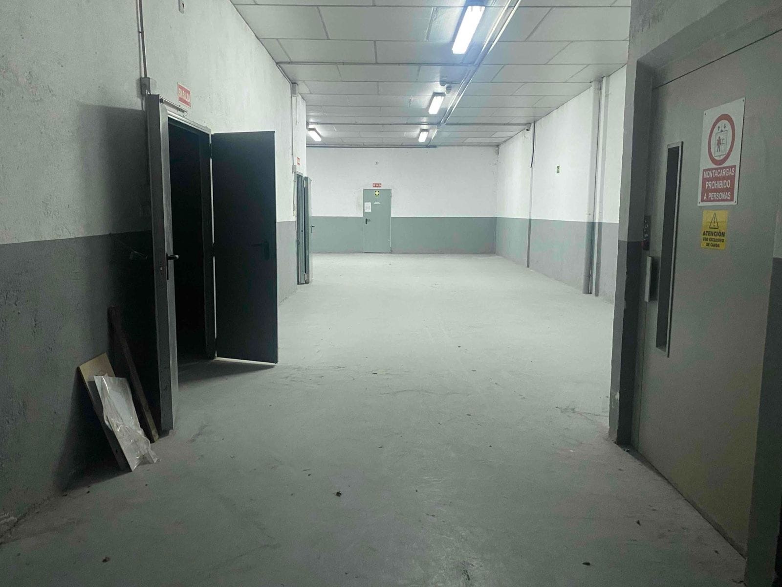 Industriel/Logistique dans Getafe, Madrid à louer Photo intérieure– Image 1 sur 7