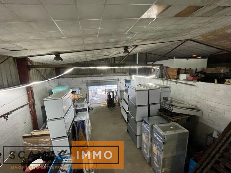 Industriel/Logistique dans Breuillet à vendre - Photo intérieure – Image 2 sur 10